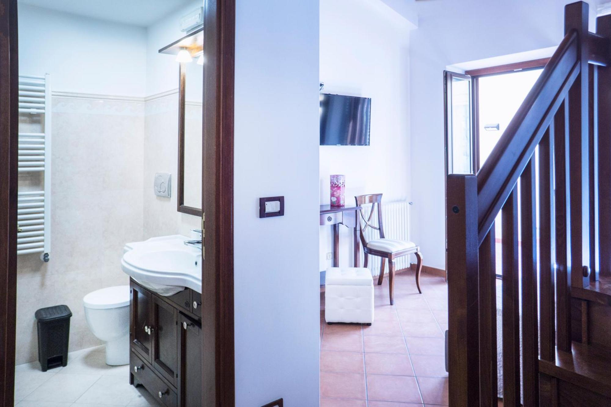 Tina House - Il Cortile Nel Centro Storico Di Taormina Apartment Exterior photo