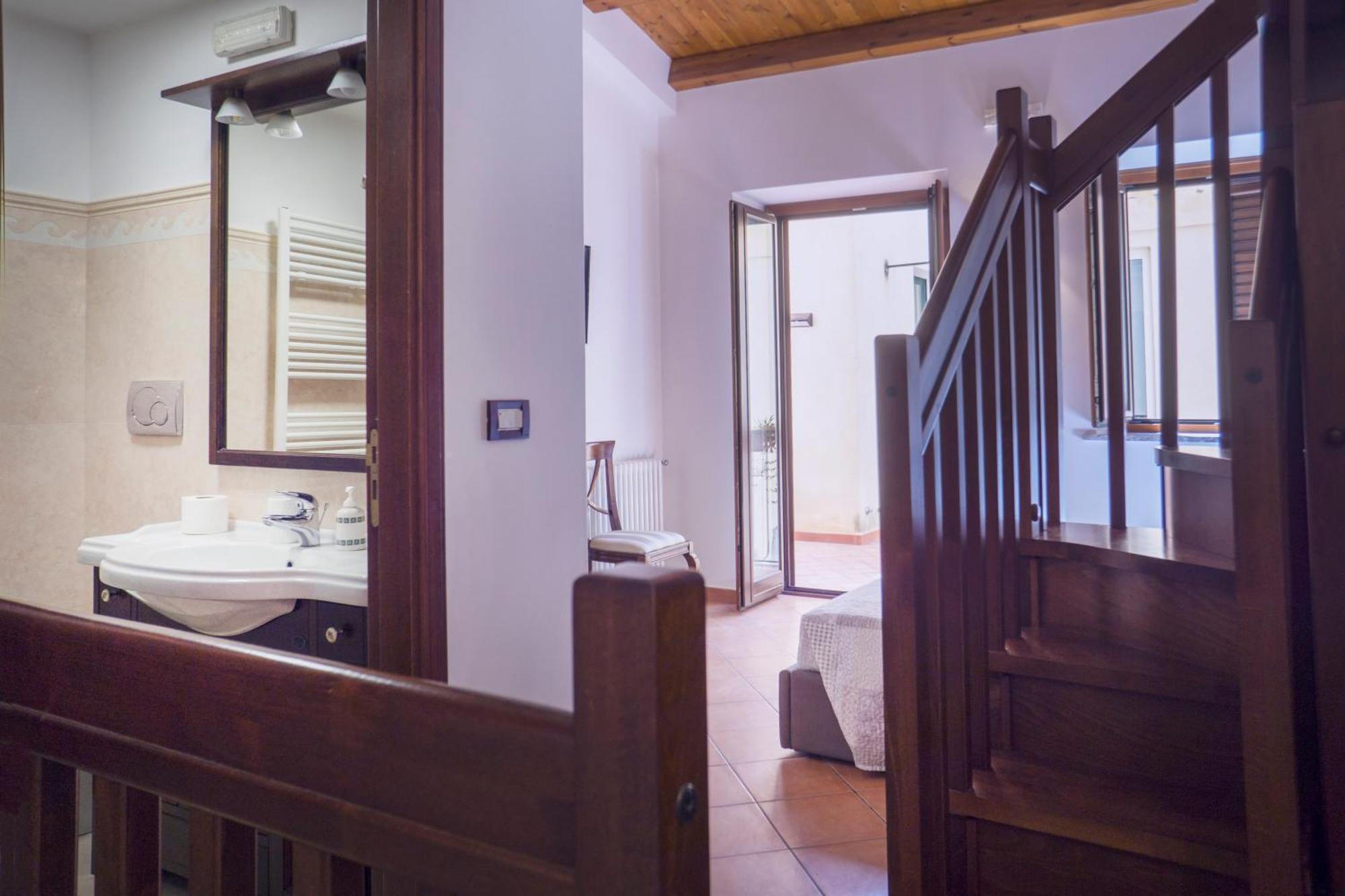 Tina House - Il Cortile Nel Centro Storico Di Taormina Apartment Exterior photo